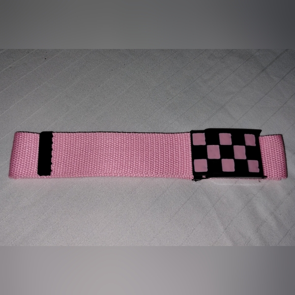 Pink Checkered Belt - Picture 3 of 4